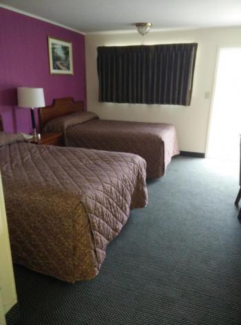 Burton's Gatehouse Inn