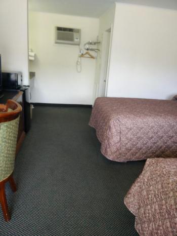 Burton's Gatehouse Inn